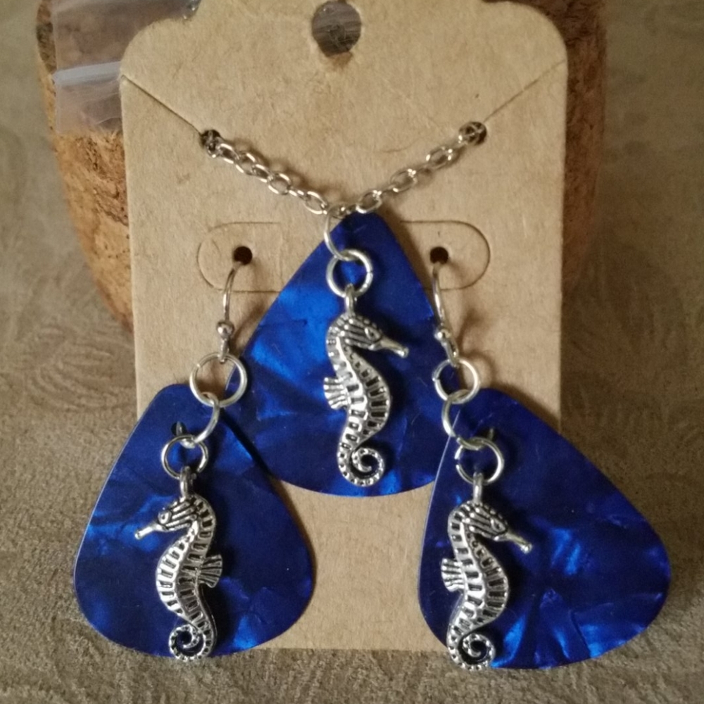 NEW Guitar pick jewelry set.